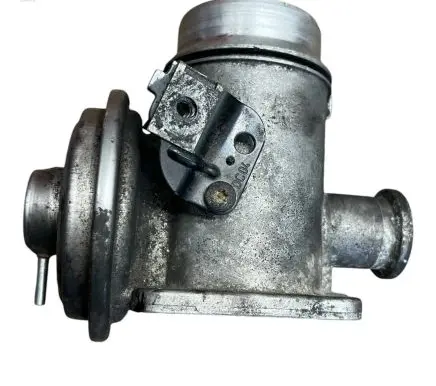BMW X5 E53 EGR valve 7789999