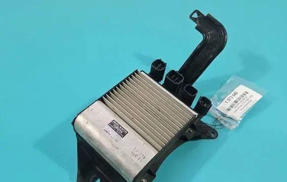 Toyota Avensis T270 Central body control module 8987120080 IMPRK1573640