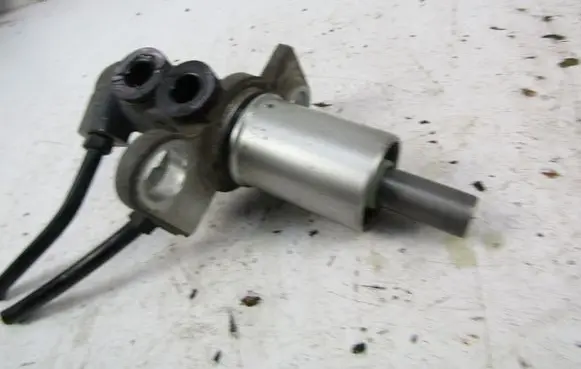 Audi A4 S4 B6 8E 8H Master brake cylinder 