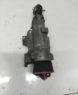 Seat Alhambra (Mk1) Ignition lock 4B0905851B