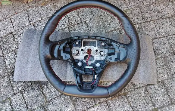Ford Escape IV Steering wheel HBVHDBCDHB0
