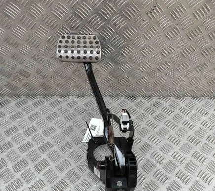 Mercedes-Benz AMG GT R190 C190 Brake pedal A1712900719