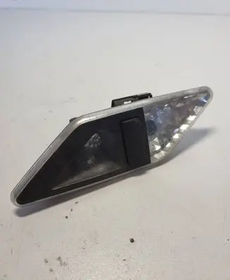 BMW 3 E46 Rear seat light 8375586
