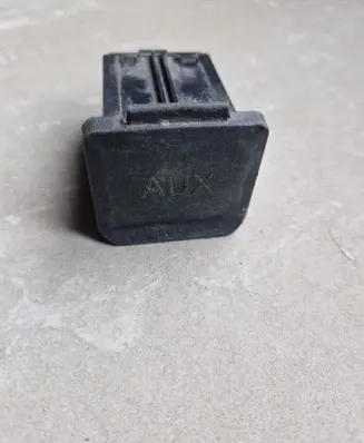Opel Meriva B AUX in-socket connector 13339485