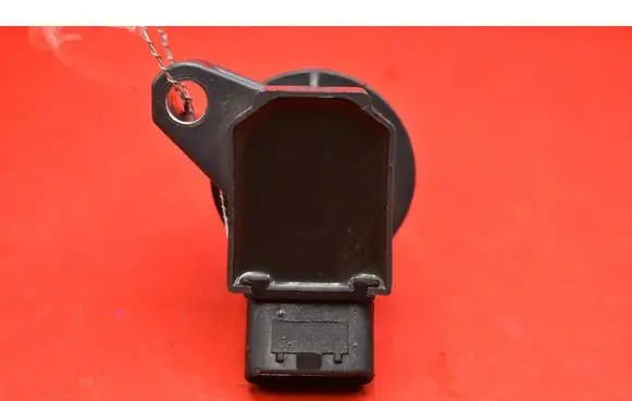 High voltage ignition coil