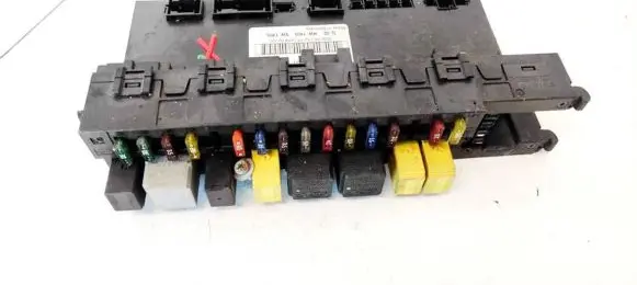 Mercedes-Benz E W211 Fuse box set 2115454501 5dk008047-55