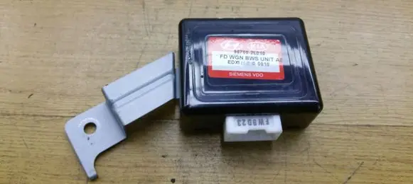 Hyundai i30 Alarm control unit/module 957002L010