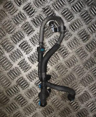 Volvo S90, V90 Fuel line pipe 31432653