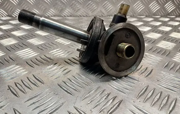 Renault Laguna III Oil filter mounting bracket FL514