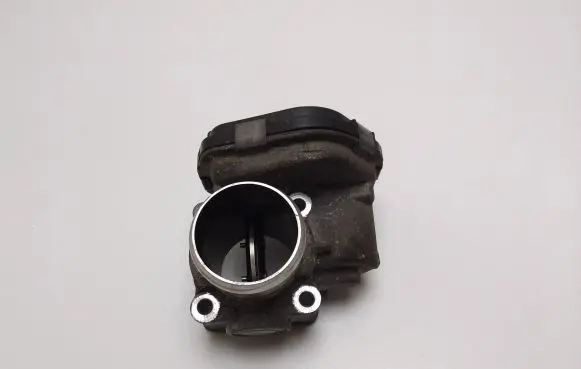 Ford C-MAX II Throttle valve 28275019