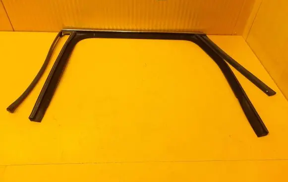 Porsche Cayenne (9PA) Rubber seal rear door 