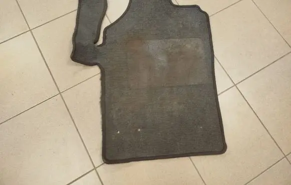 Mercedes-Benz Vito Viano W639 Front floor mat 