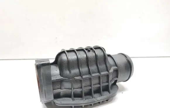 Citroen C4 II Picasso Intake resonator 9687261180