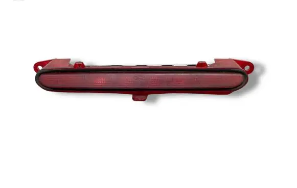 Ford Focus Third/center stoplight 6N4113A613A VP6CUX13A613A