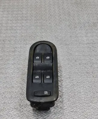 Renault Scenic II - Grand scenic II Electric window control switch 156018070
