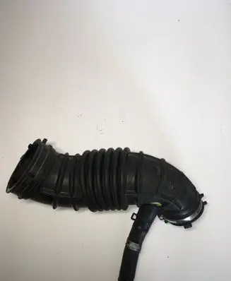 Hyundai Santa Fe Air intake hose/pipe 281302W300