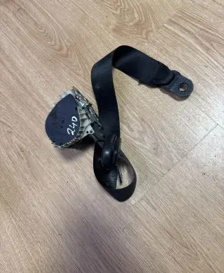 Ford Focus Front seatbelt 33040326 040673 34029818