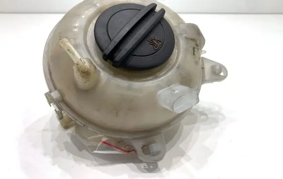 Seat Leon (5F) Coolant expansion tank/reservoir 5Q0121407G