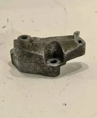 Mercedes-Benz E W211 Engine mounting bracket A6110782741