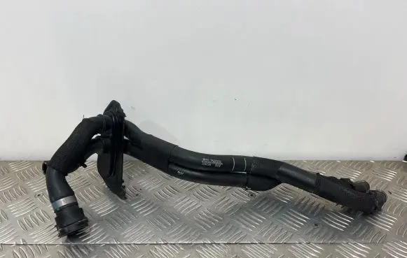 Audi A7 S7 4K8 Engine coolant pipe/hose 4K1819344E