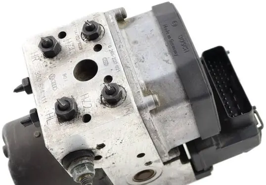 Volkswagen PASSAT B5 ABS Pump 3B0614111 0273004573 0265220621