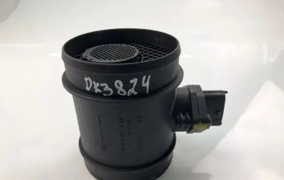 Alfa Romeo Spider Mass air flow meter 0280218182