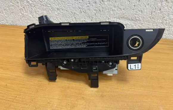 Lexus RX 450H Wireless charging module 861C048031