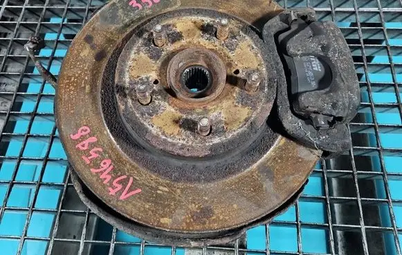 Toyota RAV 4 (XA10) Front wheel hub spindle knuckle IMPRK1546588