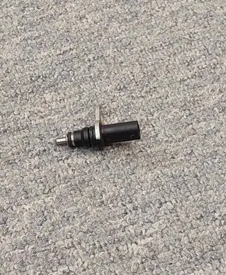 Volkswagen Golf VII Fuel temperature sensor 079919523B