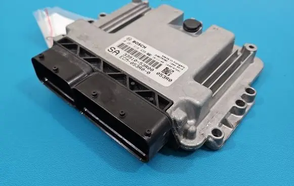 Suzuki Swift III Engine control unit/module ECU 0261S16438 IMPRK1602902