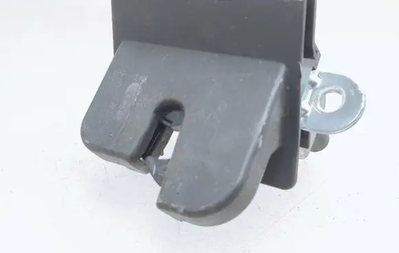 Seat Ibiza IV (6J,6P) Tailgate/trunk/boot lock/catch/latch 6J4827505