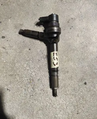 Opel Astra H Fuel injector 0445110175