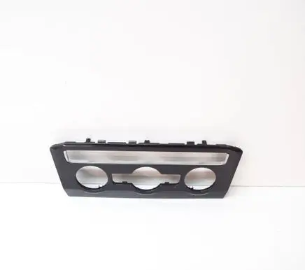 Volkswagen Tiguan Dashboard glove box trim 5NC820073A