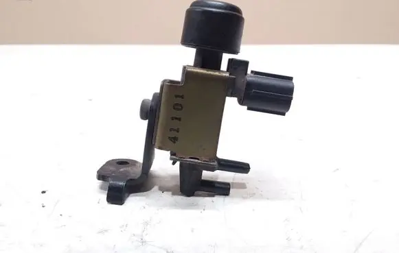 Honda Accord Vacuum valve 41101