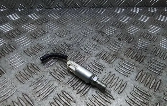 Clutch pedal sensor
