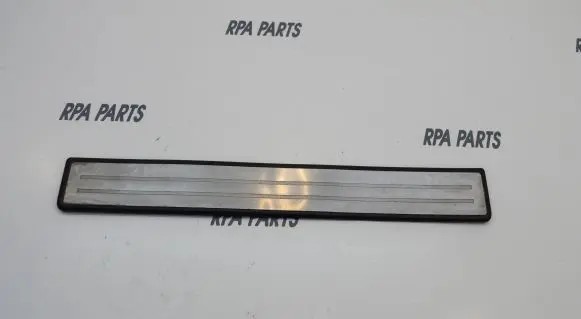 Skoda Superb B5 (3U) Rear sill trim cover 3U0853557J 11566379