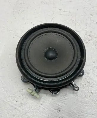 Audi A4 S4 B6 8E 8H Front door speaker 8E0035411