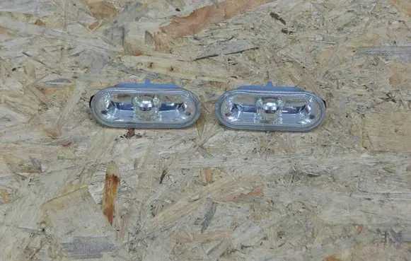 Volkswagen Multivan T5 Front fender indicator light 1J0949117