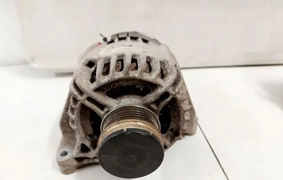Fiat 500X Generator/alternator 51874105