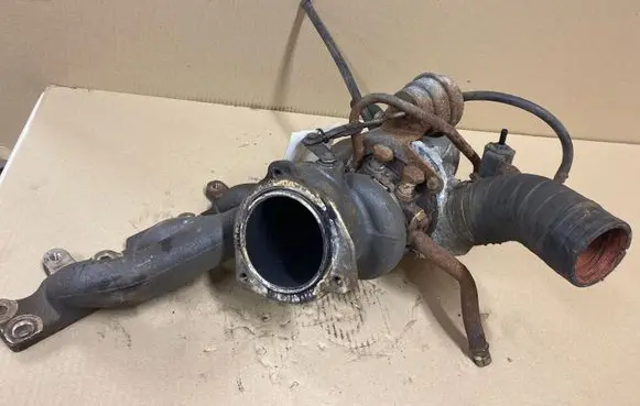 Volvo C30 Turbo 30757112 53041015271