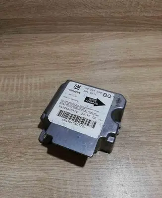 Opel Vectra B Airbag control unit/module 90569340