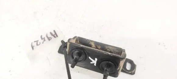 Volvo XC90 Tailgate/trunk/boot hinge 9483797