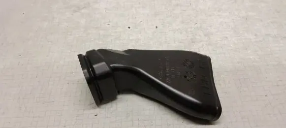 Ford Focus ST Cabin air duct channel AM51R01902AE