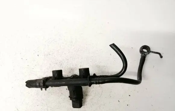 Hyundai Trajet Fuel main line pipe 3145027xxx