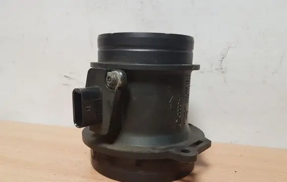 Audi A5 8T 8F Mass air flow meter 059906461N
