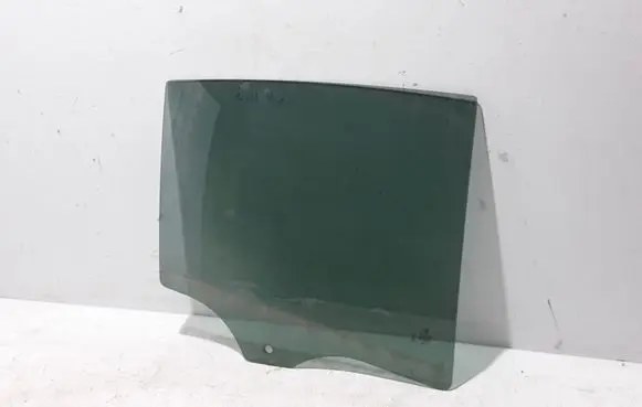 BMW X4 F26 Rear door window glass 7339870