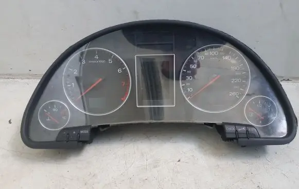 Audi A4 S4 B6 8E 8H Speedometer (instrument cluster) 8E0920900L D36