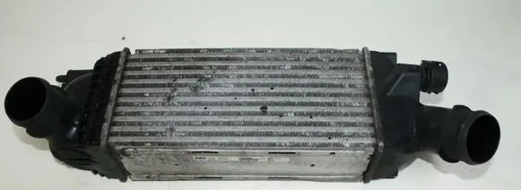 Citroen C5 Intercooler radiator 9657073480