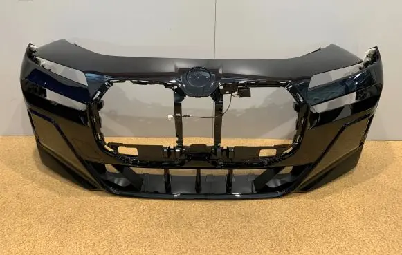 BMW 7 G70 Front bumper