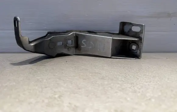 Jaguar XF X250 Headlight/headlamp mounting bracket CX2316A142ABSLD14